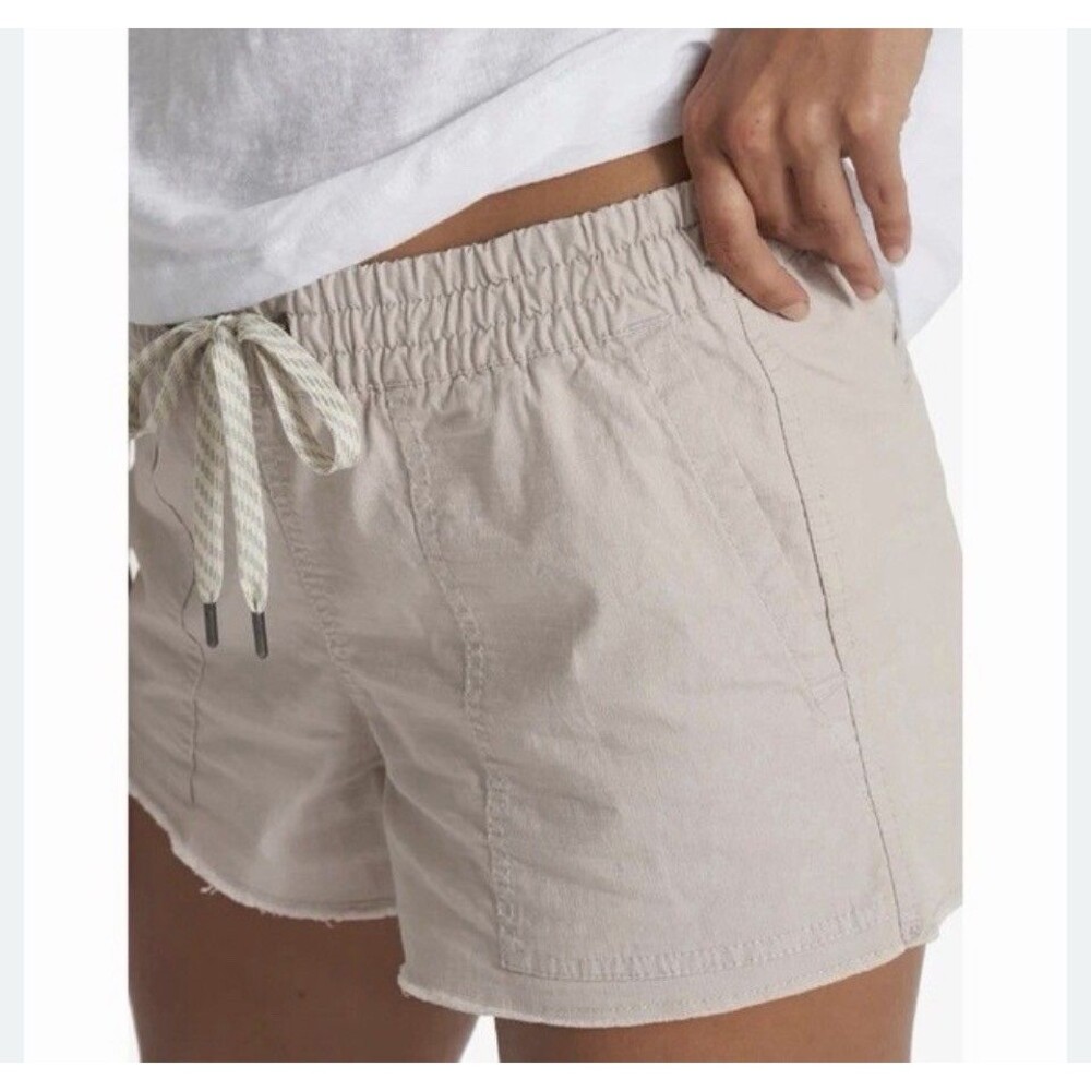 Vuori Vintage Ripstop Short Women XS Minimalist Gorpcore Hiking Granola Utility